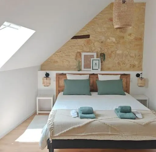 Milharoc, Insolite Avec Milhac